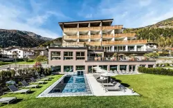 Włoski Tyrol w pobliżu parku narodowego w 4* Tuberis Nature & Spa Resort z obiadokolacją i wellness 
