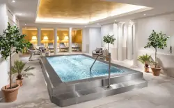 Liberec w otelu Clarion Grandhotel Zlatý Lev **** z obiadokolacją i wellness + zniżką na wstęp do Dinoparku