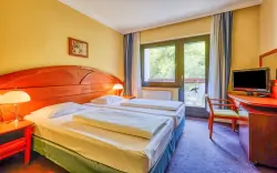 Pokój dwuosobowy z balkonem, Hotel Lövér ***, Šoproň