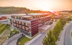 Słowenia: Hotel Bioterme **** z obiadokolacją i nielimitowanym  termalnym aquaparkiem  (10 basenów) + sauny
