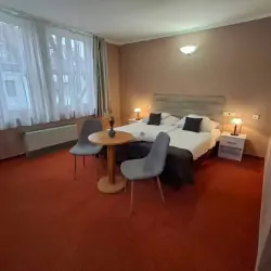 Pokój, Hotel Unicornis, Eger