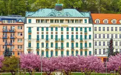Karlowe Wary: Luxury Interhotel Central **** z obiadokolacją, basenem i jacuzzi bez limitu + procedury