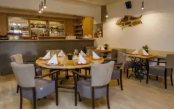 Restauracja, Wellness Hotel Laroba ****, Alsóörs, Balaton