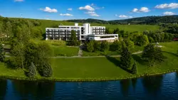 Luhačovice w Hotelu Adamantino *** z obiadokolacją lub pełnym wyżywieniem, programem wellness i zdrowotnym