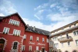 Trydent nad brzegiem jeziora: Grand Hotel Molveno *** z obiadokolacją, basenem, prywatną plażą nad jeziorem 