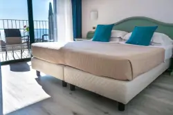 Pokój hotelowy, Hotel wellness Riva del Sole ****, Moniga del Garda (BS), Włochy