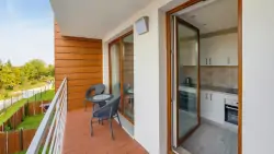 Balkon z miejscem do siedzenia, Residence - Apartamenty Sun & Snow Jastrzębia Góra, Jastrzębia Góra, Polska