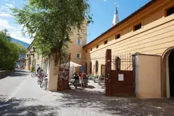 Letnie wakacje nie tylko dla rowerzystów w historycznym mieście Brixen: Hotel Alter Schlachthof ze śniadaniem 