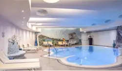 Beltéri medence, Parco San Marco Hotels & Beach Resort ****, Cima di Porlezza (CO), Włochy