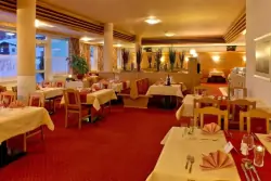 Hotelowa restauracja, Erlebnishotel Fendels ****, Fendels, Austria