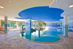 Kryty basen, Hotel Lagorai Panoramic Resort ****, Cavalese, Włochy