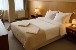 Pokoje, Hotel Plaza Gyula ***, Węgry