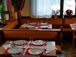 Restauracja, pensjonat Concordia, Ramsau am Dachstein, Alpy, Austria