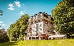 Mariańskie Łaźnie: Hotel Richard **** z basenem, 6 zabiegami, kuracją pitną i obiadokolacją 
