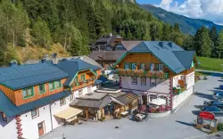 Austria: Salzburg w Hotelu Gell *** ze śniadaniem/półpensjonatem lub all inclusive + nielimitowane wellness 