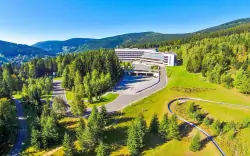 Karkonosze: Špindlerův Mlýn blisko centrum w 4* Harmony Hotelu z obiadokolacją i wellness (basen, 2 jacuzzi)