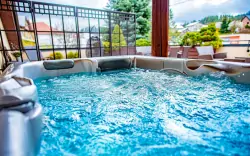 Beskidy i Wołoszczyzna: Horní Bečva w Penzionie Staré časy ze śniadaniem lub obiadokolacją i prywatnym jacuzzi