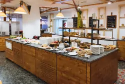 Bufet śniadaniowy, Hotel Rogla ***superior, Zreče, Słowenia