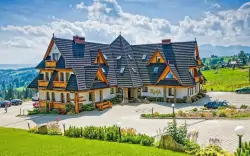 Tatry przy parku narodowym: Hotel Redyk Ski&Relax *** z obiadokolacją, nielimitowanym wellness + zniżka do termów