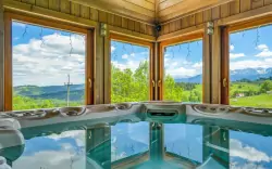Odpoczniesz w jacuzzi, saunie fińskiej i saunie na podczerwień