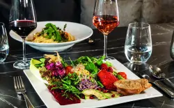Restauracja, Victor's Residenz-Hotel Gummersbach ****