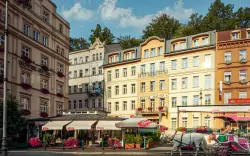 Karlowe Wary: 8 dni w Hotelu Malta **** z dostępem do Łaźni Elżbiety + 15 zabiegów spa i pełnym wyżywieniem