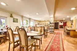 Restauracja, bajkowe gospodarstwo Lovětín, Czechy Południowe