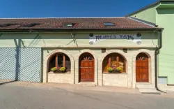 Morawy Południowe: Pobyt z winem w Zamku Valtice w Pensjonacie Rendezvous ze śniadaniem i degustacją wina