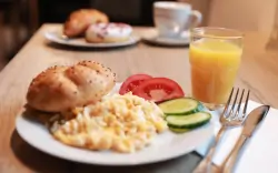 Restauracja, Pensjonat Złota Korona ***