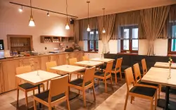 Restauracja, Pensjonat Złota Korona ***