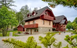 Tatry Wysokie w Willi Domino ze śniadaniem, wanną z hydromasażem, słodkim prezentem i zniżką do wellness