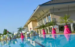 Pobyt 30 km od Budapesztu w Szépia Bio & Art Hotel **** z pełnym wyżywieniem/obiadokolacje i wellness