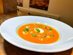Restauracja, Pensjonat 14, Gościnność