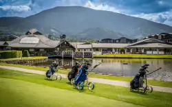 Beskidy w pobliżu Szlaku w Chmurach: Ośrodek golfowy Prosper Golf Čeladná *** ze śniadaniem