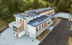Wakacje w pobliżu OChK i Wzgórz Strážovskich w Apartamentach Kľak z obiadokolacją i zmożliwością wellness