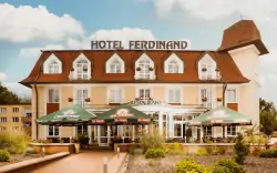 Mariańskie Łaźnie: Relaksujący pobyt w Hotelu Ferdinand *** z obiadokolacją, kawą z deserem i 4 zabiegi