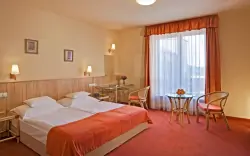 Pokoje, Martfű Hotel Thermal SPA ***, Węgry