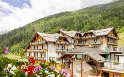 Alpy u NP: Ekologiczny Hotel Domina Parco dello Stelvio **** z obiadokolacją i wellness (300 m²) + program