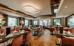 Restauracja, alpejska kryjówka ZILLERTALERHOF ****, Austria