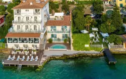 Malcesine i nad jeziorem Garda w Hotelu Vega *** ze śniadaniem w formie bufetu, basenem zewnętrznym i rejsami 