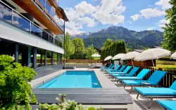 Relaksujący pobyt w Salzburgu w pobliżu lodowca Kitzsteinhorn: Hotel Sonnblick **** ze śniadaniem, wellness i bonusami