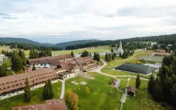 Górski ośrodek Rogla i uzdrowisko Zreče: 4* Hotel Planja z obiadokolacją, basenami i saunami + dziecko gratis