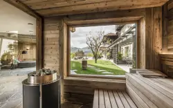 Sauna z widokiem, Presulis Hideaway Apartments & Restaurant, Fiè allo Sciliar, Włochy