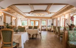 Jadalnia, Hotel Kesslwirt, Tschars Kastelbell, Włochy