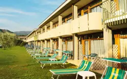 Wypoczynek 1,5 km od Lago di Garda: Park Hotel Oasi **** z obiadokolacją i basenem + zniżka na golf