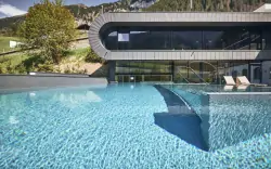 Aktywny i relaksujący pobyt w Południowym Tyrolu: 4* Wellness Sporthotel Ratschings z obiadokolacją i baseny
