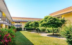 Dziedziniec wewnętrzny, Donna Hotels - Hotel Klosterhof, Neukirchen beim Heiligen Blut, Niemcy