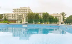 Basen zewnętrzny, Hotel ARCHE Fabryka Samolotów ****, Mielno, Polska