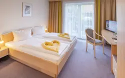 Pokój hotelowy z balkonem, Sonnenhotel Bayerischer Hof, Waldmünchen, Niemcy