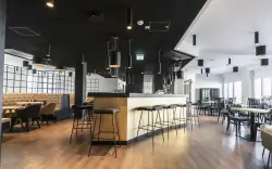 Restauracja, Abasto Hotel Feldmoching, Monachium, Niemcy